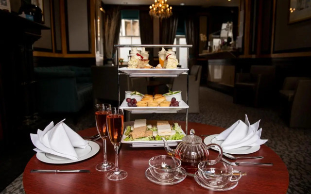 Gem Langham Court Hotel