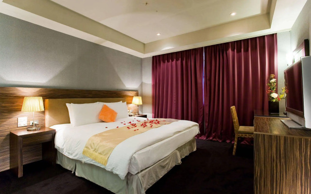 H.M.Hotel