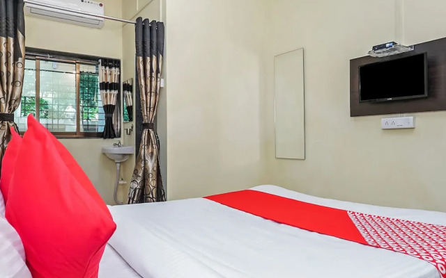 OYO 24932 Hotel Royal Stay