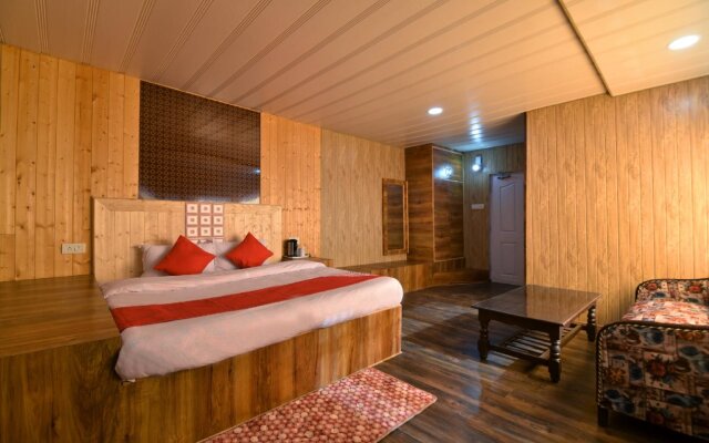 Heaven Touch By OYO Rooms