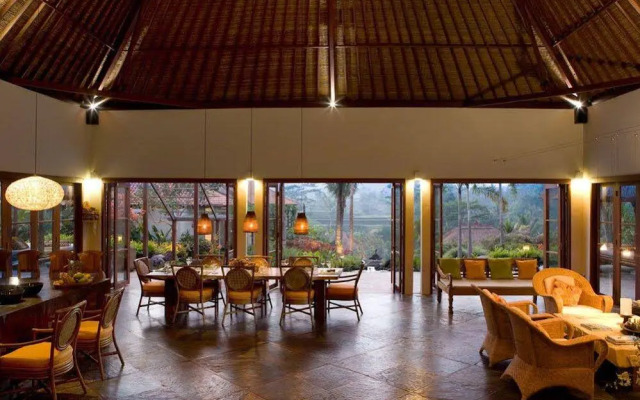 Villa Bayad