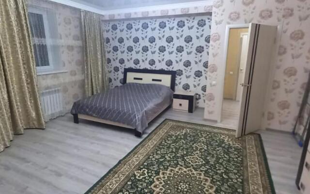 Чистая уютная квартира в доме комфорт класса 112