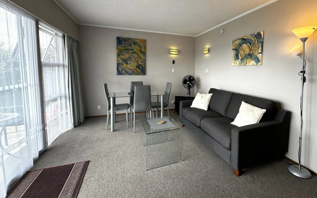 Ala Moana Motel