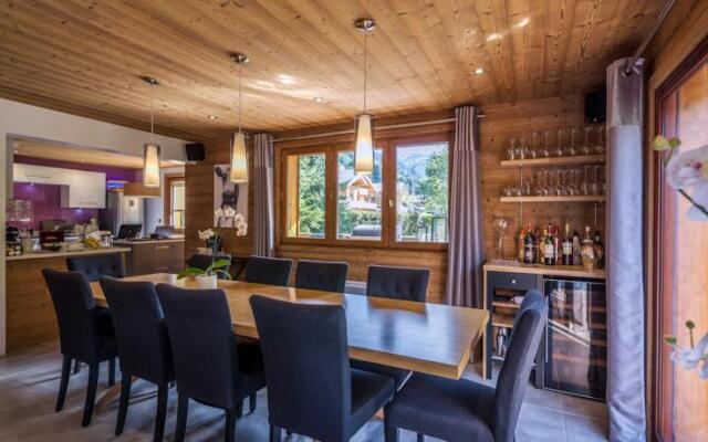 Chalet Twenty26