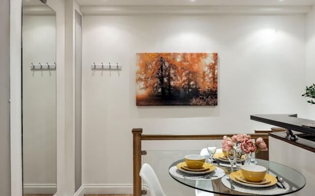 Mayfair Park Lane Lux 2-bedroom Apartment