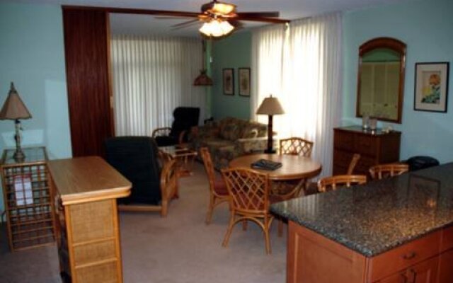 Hale Mahina Beach Resort