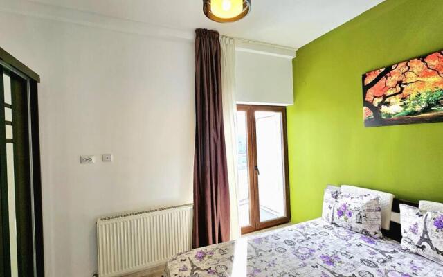 Cityscape Apartment near Palas Mall