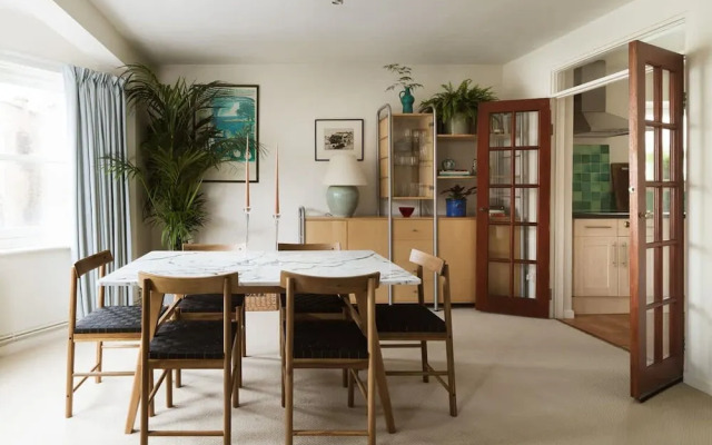 Colourful House 3 Bed Apt - Notting Hill