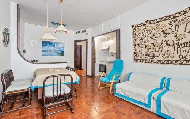 Camogli Bright Apartment with Parking
