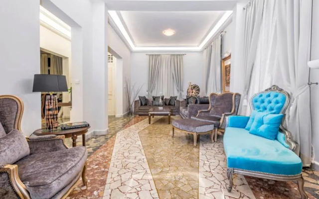 Arhondiko Apartment VS Rhodes Town
