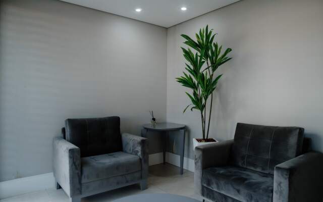 Apartamento charmoso e iluminado em bairro nobre de Gramado