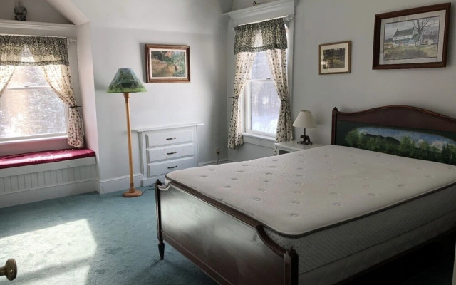 Mountain View Apartment