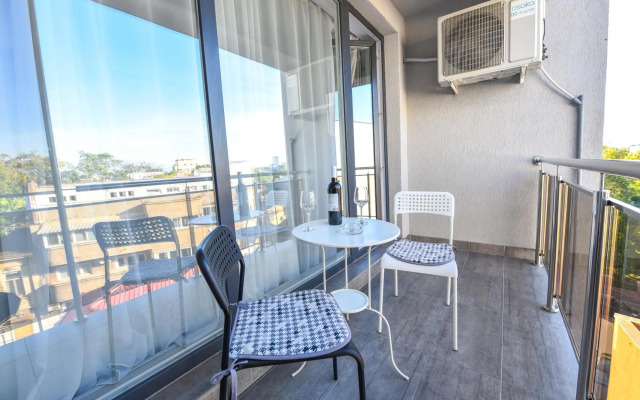 Bucharest Central Apartments - Shabbat Friendly