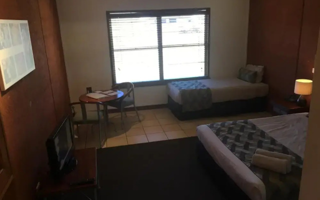 Gidgee Inn Motel