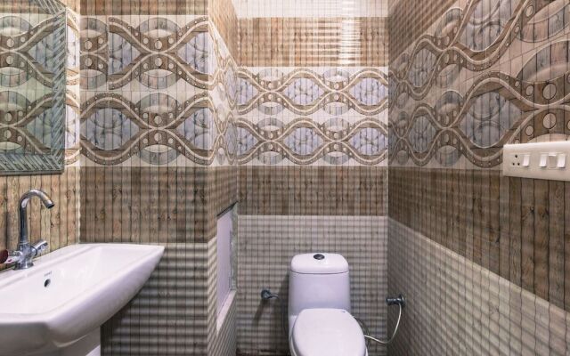 OYO 2558 Hotel R K Residency