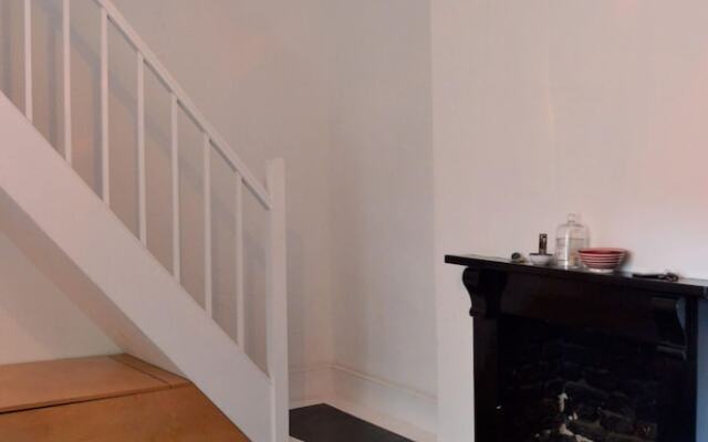 Spacious Apartment for 4 in Trendy Shoreditch