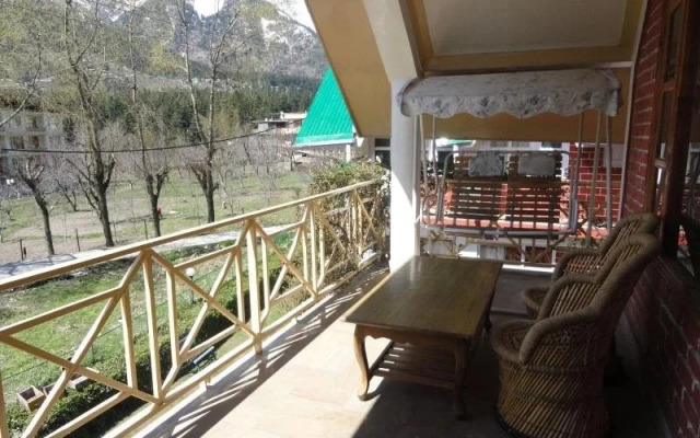 Chandermukhi Cottages
