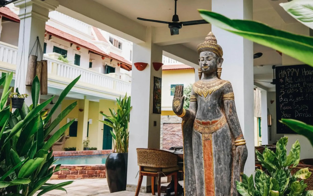 Villa Wat Damnak