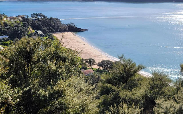 Margaritaville Hahei