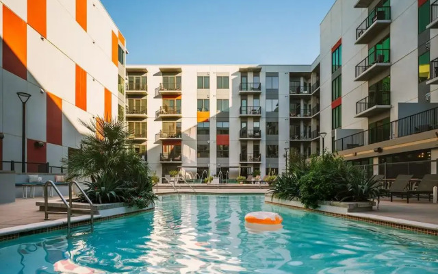 Sonder by Marriott Bonvoy Mill Ave Apartments Tempe