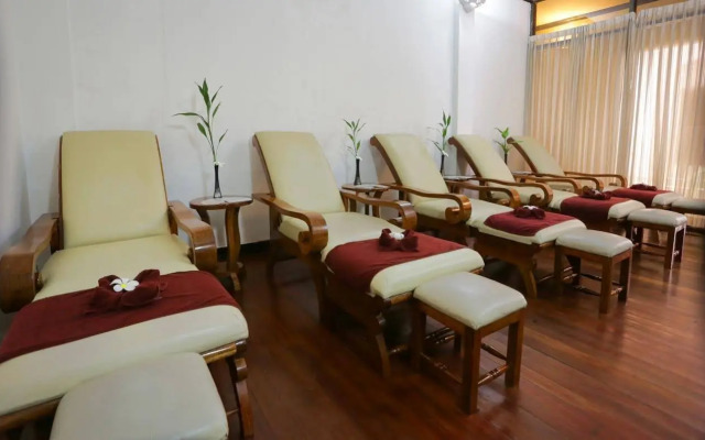 Grand Sunset Angkor Hotel