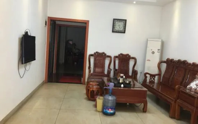 Longyan Penglai Inn