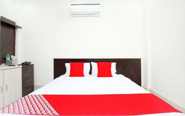 Hotel Grand Taj By OYO Rooms