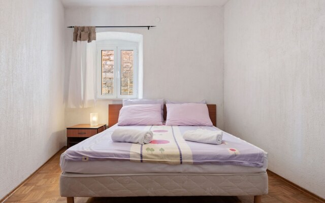 Quaint Apartment in Pu?iš?a With Balcony