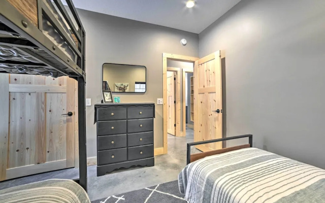 Bellaire Family Cabin: All-season Retreat!