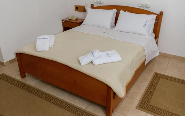 Kardamili Beach Hotel