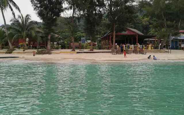 Samudra Beach Chalet