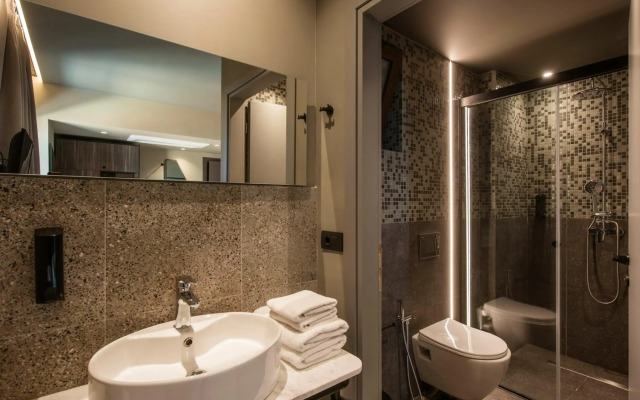 Petousis Hotel & Suites