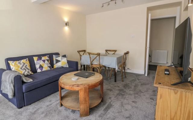 West Morton Suite