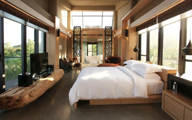 The House 15