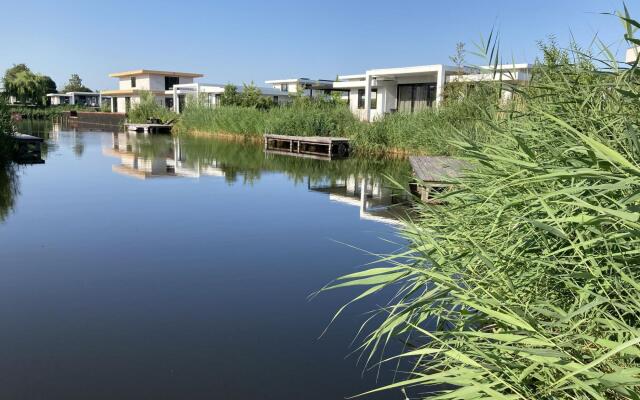 Family Villa With Garden and Jetty