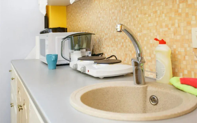 Four Squares Novoslobodskaya