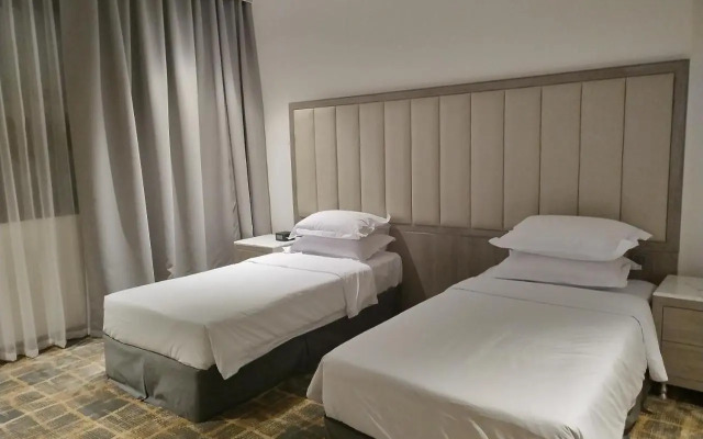 Crown Suites