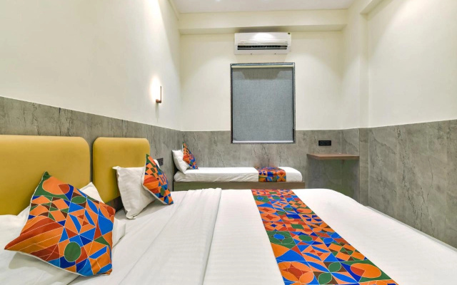 Hotel Gold Palace Inn