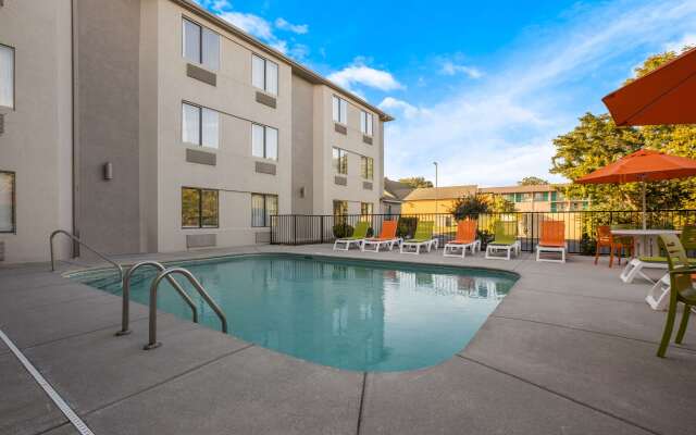 Clarion Pointe Sevierville-Pigeon Forge