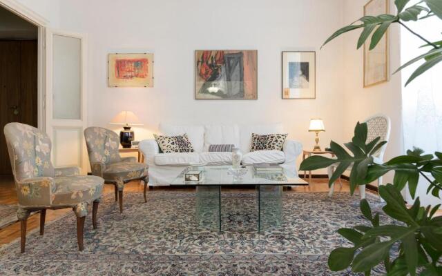 Flower'S Market Apartment - Charme Homes