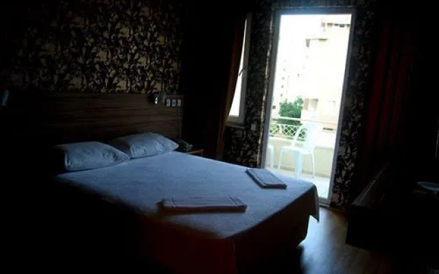 Şimşek Otel