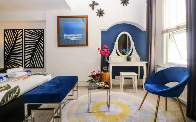 English Riviera Coastal Holiday Home in Devon UK