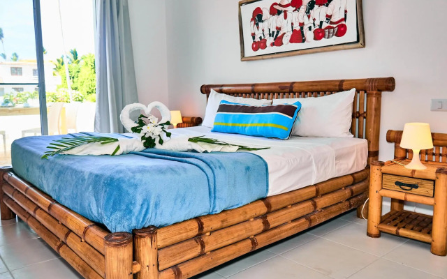 Los Corales Beach Village