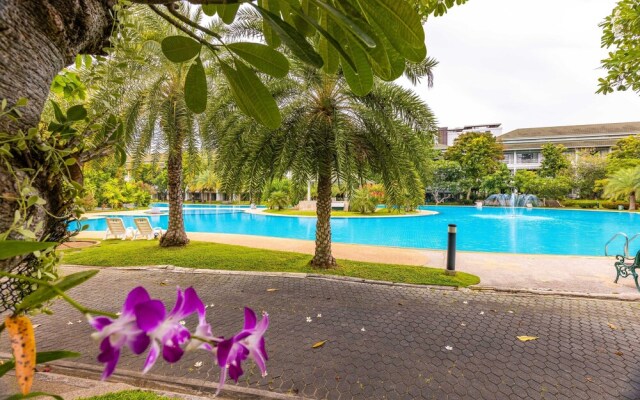 4 BR Townhouse in Great Location BSS