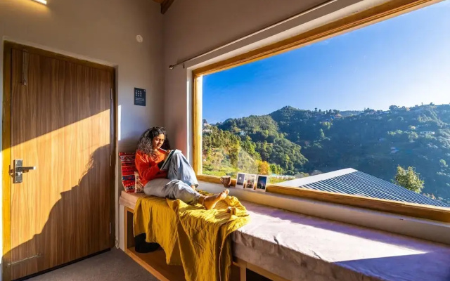 LiveAway Mukteshwar by PACK