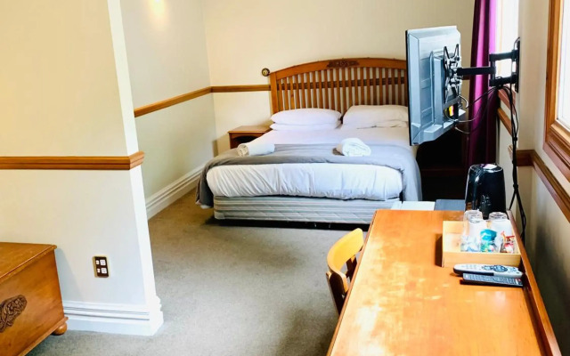 Shepherds Arms Hotel