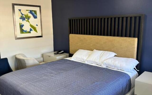 Economy 7 Inn Hampton