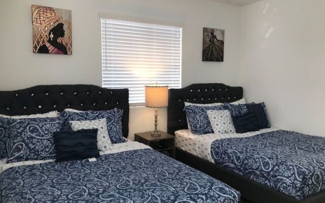 Downtown LA Comfortable Bedrooms