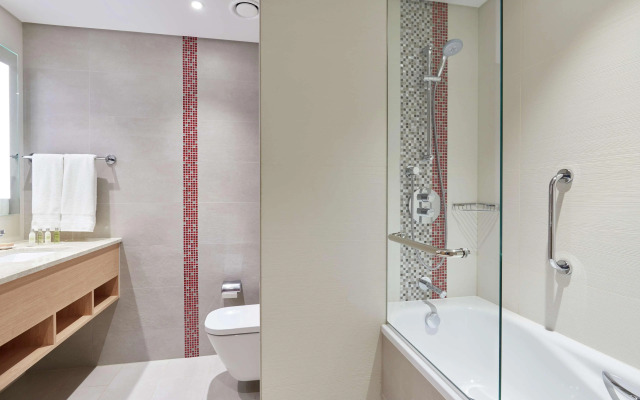 Hilton Garden Inn Muscat Al Khuwair Hotel