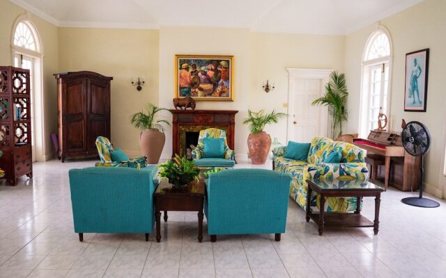 Amazing Family Retreat In Montego Bay! Enjoy A Private Pool And Breathtaking Views! 4 Bedroom Villa by Redawning